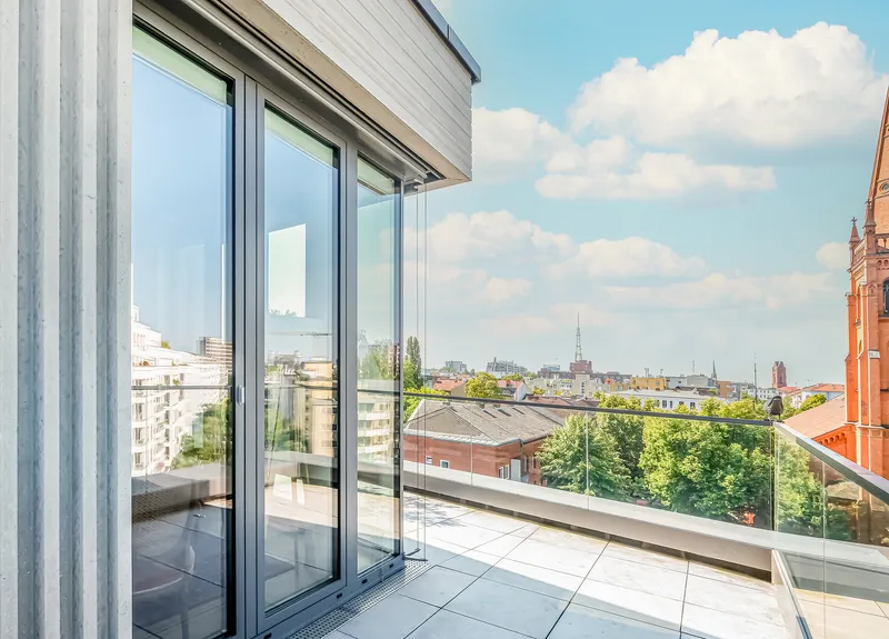 Penthouse-Highlight mit großen Terrassen über den Dächern Berlins — photo 1